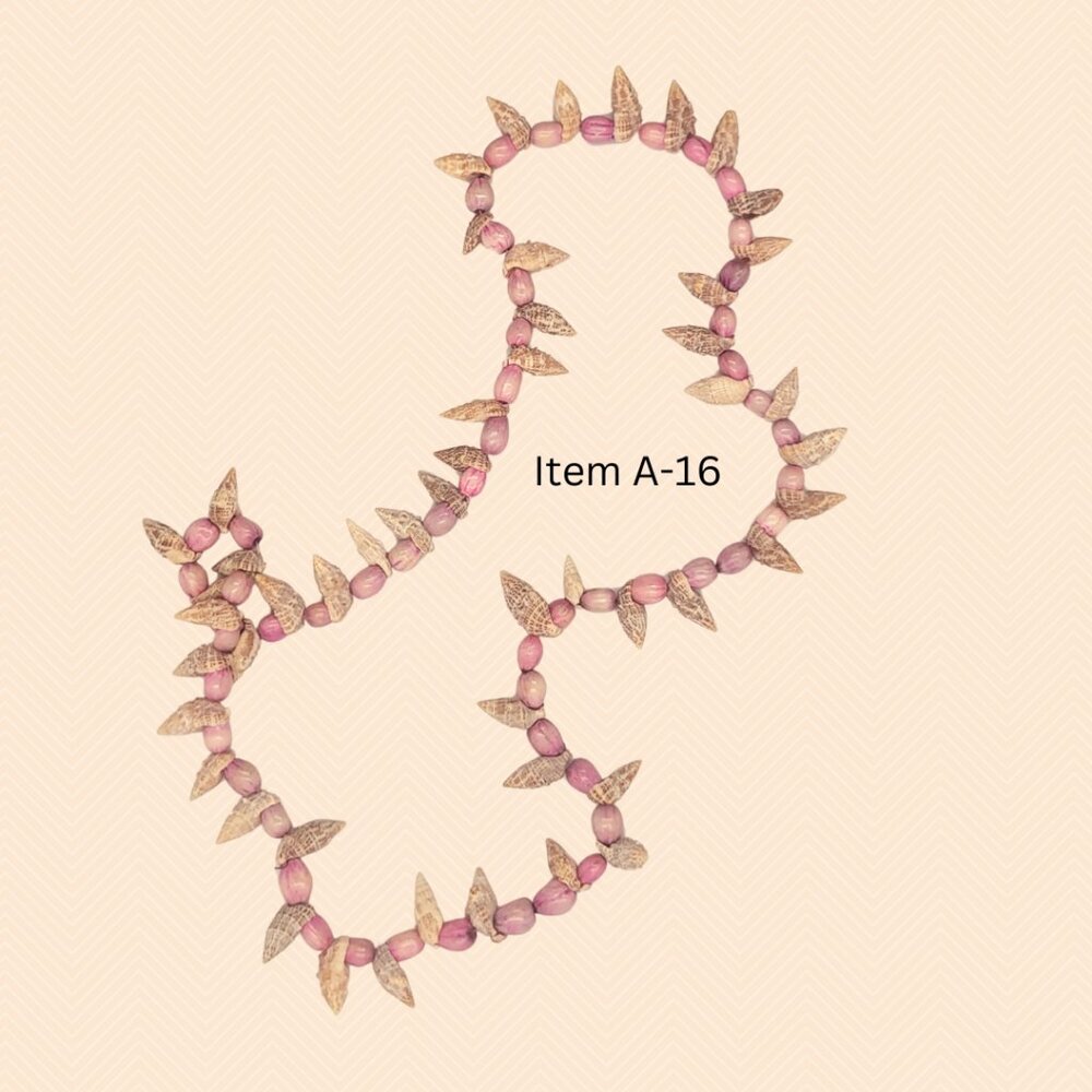 Sea Shell Necklace Item A-16